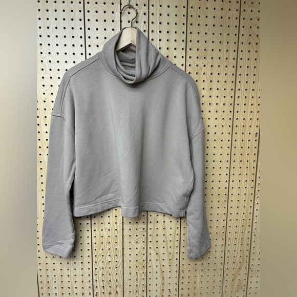 - Everlane Tan Mock Neck Sweatshirt - Picture 2 of 6